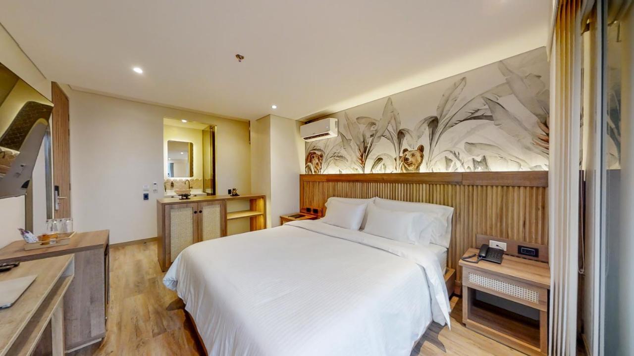 Suite with City View